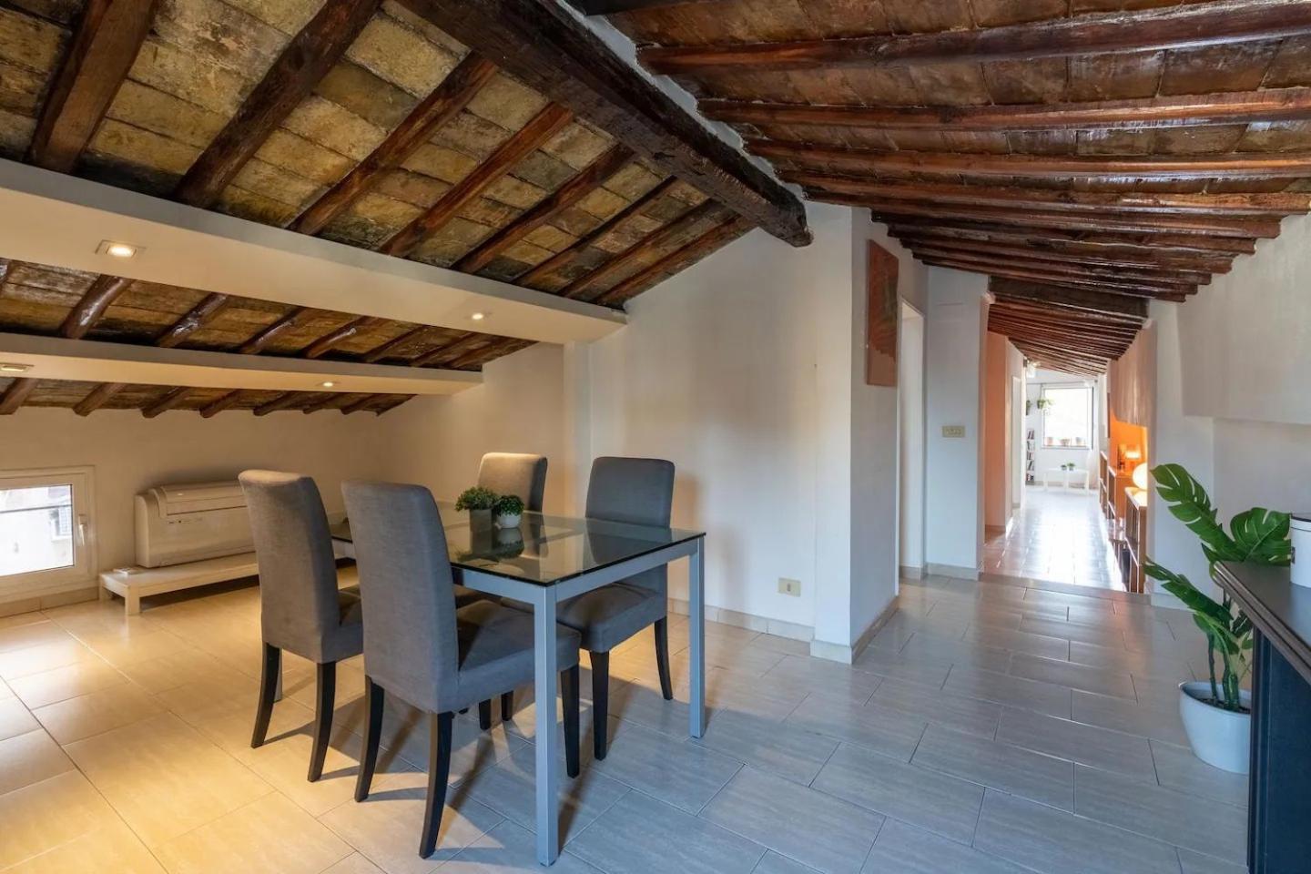15 Min From Piazza Venezia Skyline Sanctuary In Trastevere Exterior photo