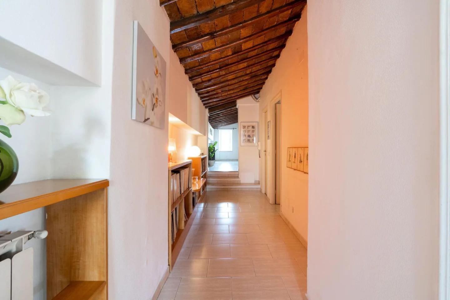 15 Min From Piazza Venezia Skyline Sanctuary In Trastevere Exterior photo