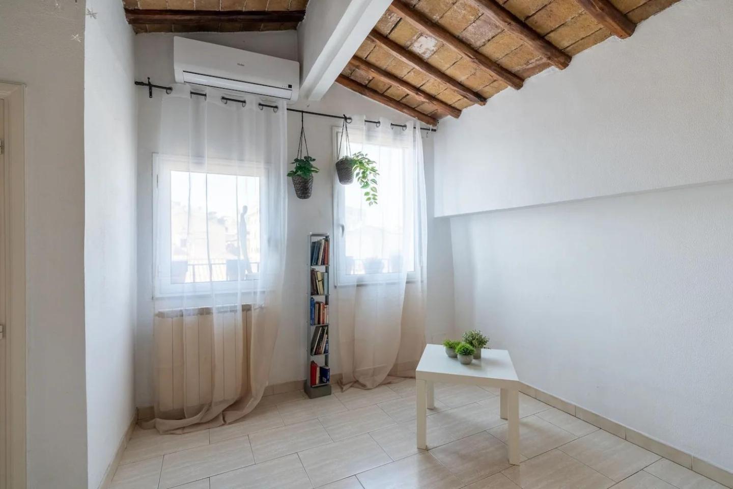 15 Min From Piazza Venezia Skyline Sanctuary In Trastevere Exterior photo